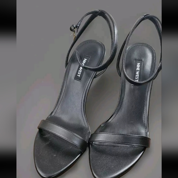 New No Box Nine West Women's Reina 3 Almond Toe Stiletto Heels Black - Picture 2 of 5